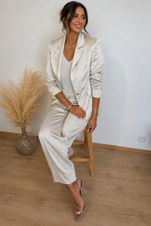 Blazer satiné Beige – Champagne -Élégance intemporelle